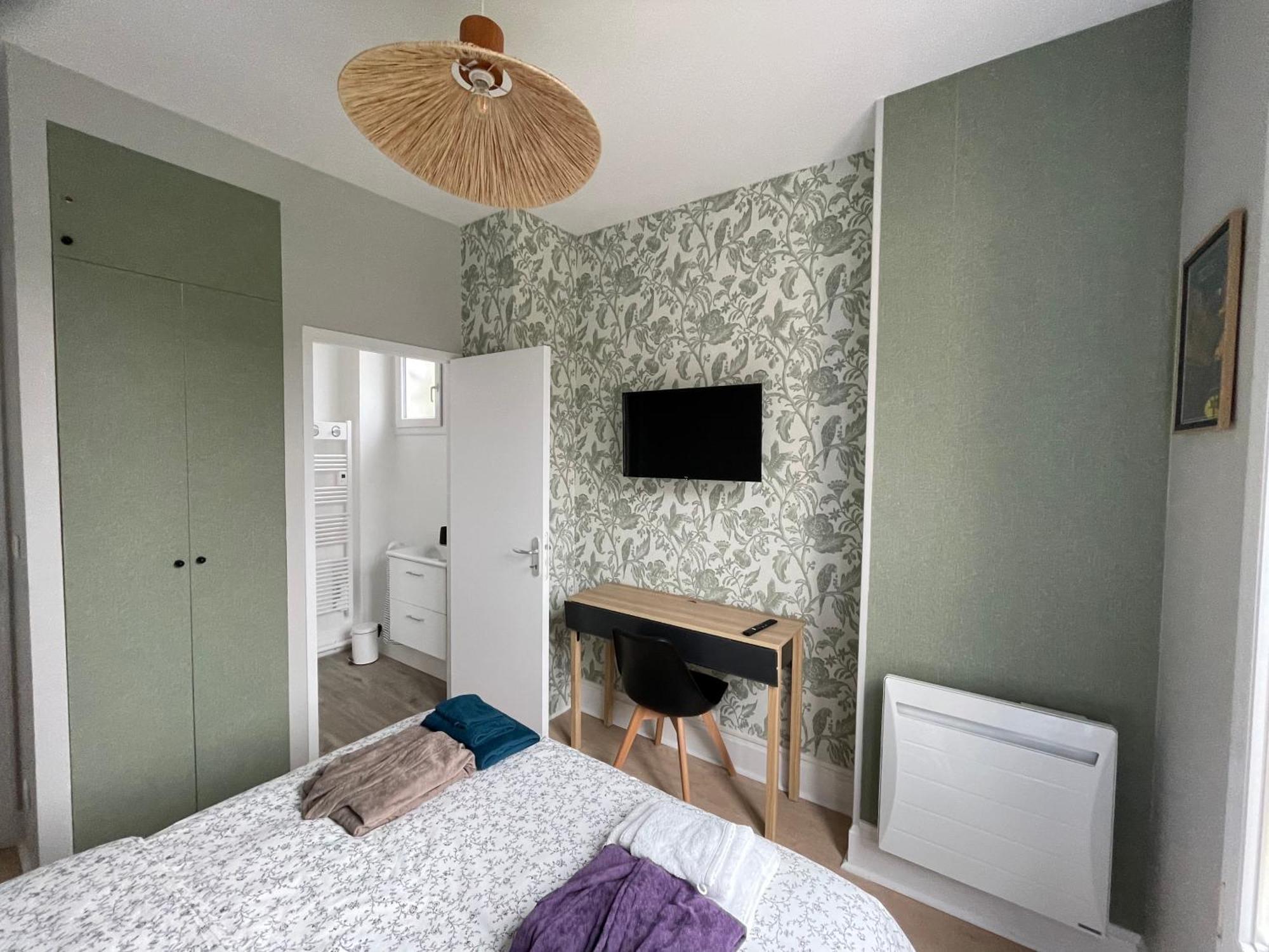 Le Treize Au Coeur Du Bouchon Apartment ทรัวส์ ภายนอก รูปภาพ