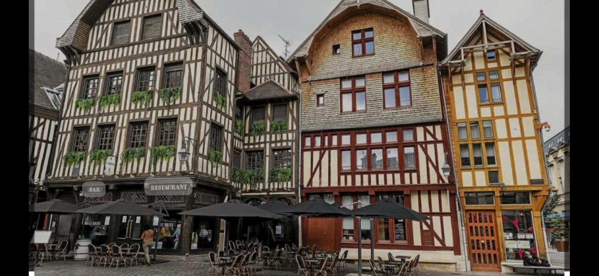 Le Treize Au Coeur Du Bouchon Apartment ทรัวส์ ภายนอก รูปภาพ