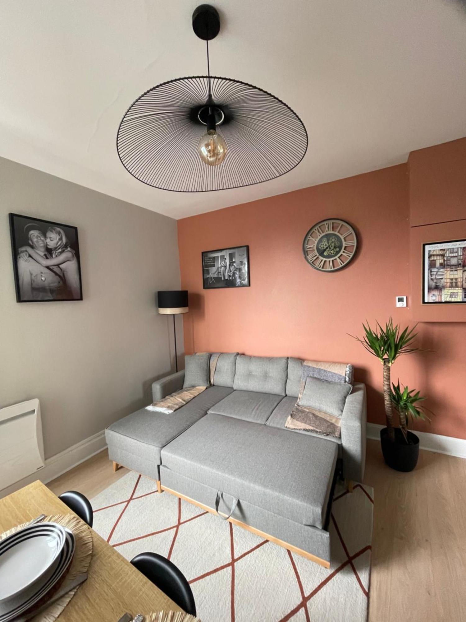 Le Treize Au Coeur Du Bouchon Apartment ทรัวส์ ภายนอก รูปภาพ